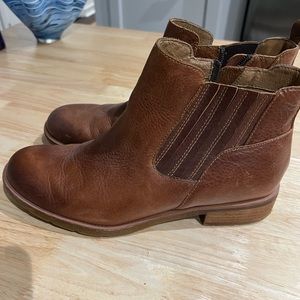 SOFFT Brandi leather brown Chelsea bootie size 10
